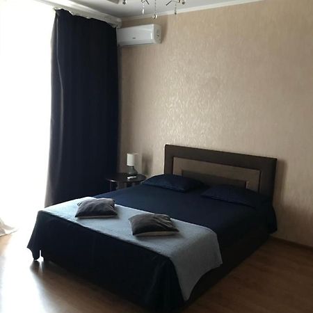 Rent Apartment In The Center Of Chernihiv Exterior photo
